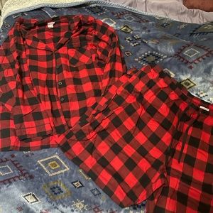 Plaid women’s plus size pjs